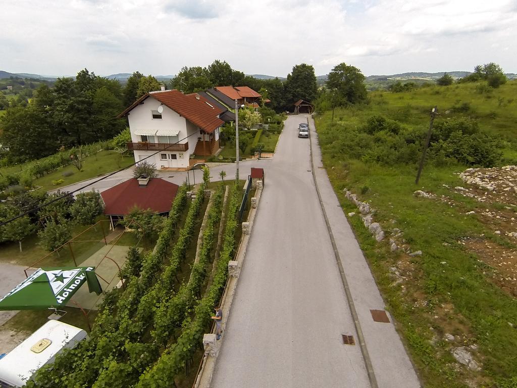 Apartment Bastaja Slunj Phòng bức ảnh